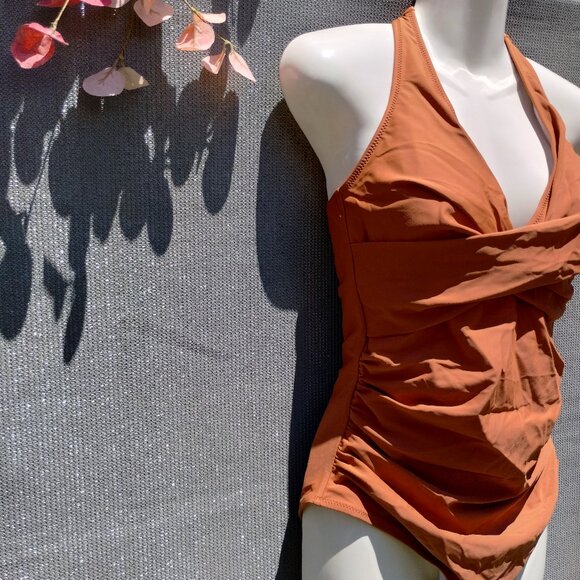 Twist Front (M) Halter Tie One Piece in Mocha - Picture 3 of 7